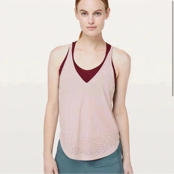 Lululemon Set Free Run Tank in Smoky Blush Workout Top: 14 - Picture 1 of 8